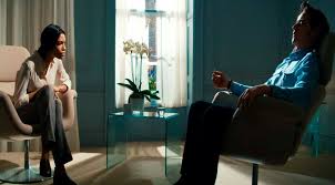 sentado en la consulta