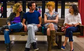 los cuatro en el banco