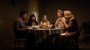 Manu Zapata_El cine (de estreno) fácil de leer_vivazapata.net_JOY_Cena familiar