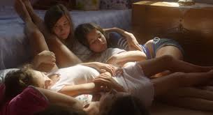 Manu Zapata_El cine (de estreno) fácil de leer_vivazapata.net_MUSTANG_las chicas tiradas