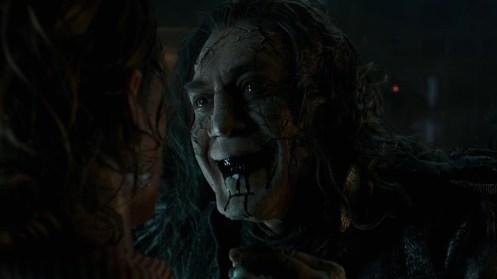 Manu Zapata_El cine (de estreno) fácil de leer_vivazapata.net_PIRATAS DEL CARIBE-LA VENGANZA DE SALAZAR_Javier Bardem primer plano