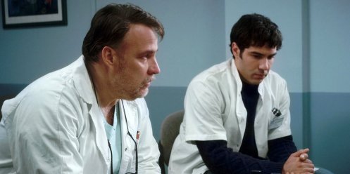 Manu Zapata_El cine (de estreno) fácil de leer_vivazapata.net_REPARAR A LOS VIVOS_Bauli Lanners y Tahar Rahim