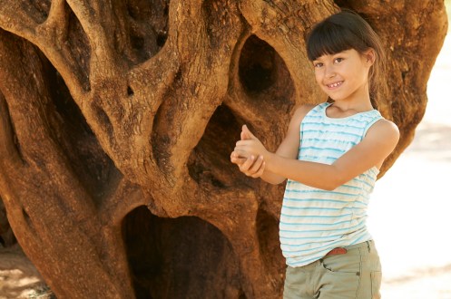 Manu Zapata_El cine (de estreno) fácil de leer_vivazapata.net_EL OLIVO_La niña protagnista