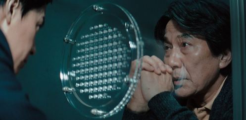 Manu Zapata_El cine (de estreno) fácil de leer_vivazapata.net_EL TERCER ASESINATO_Interrogatorio en la celda