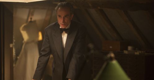 Manu Zapata_El cine (de estreno) fácil de leer_vivazapata.net_EL HILO INVISIBLE_Daniel Day-Lewis en taller