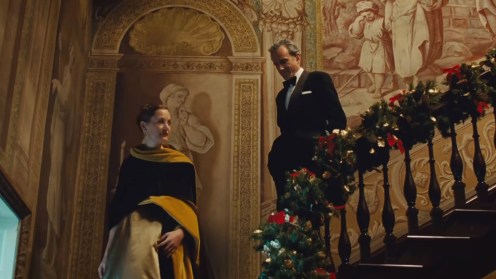 Manu Zapata_El cine (de estreno) fácil de leer_vivazapata.net_EL HILO INVISIBLE_Daniel Day-Lewis y Vicky Krieps escalera