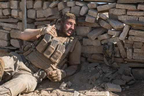 Manu Zapata_El cine (de estreno) fácil de leer_vivazapata.net_THE WALL_Aaron Taylor-Johnson