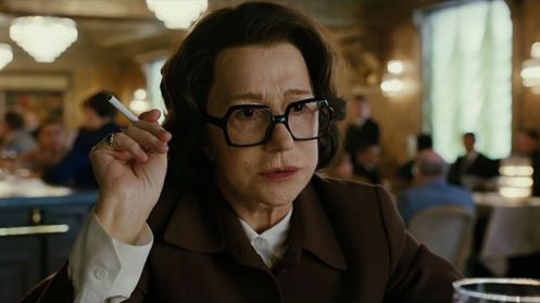 Manu-Zapata_el-cine-de-estreno-fácil-de-leer_vivazapata.net_INFIERNO BAJO EL AGUA_Helen Mirren