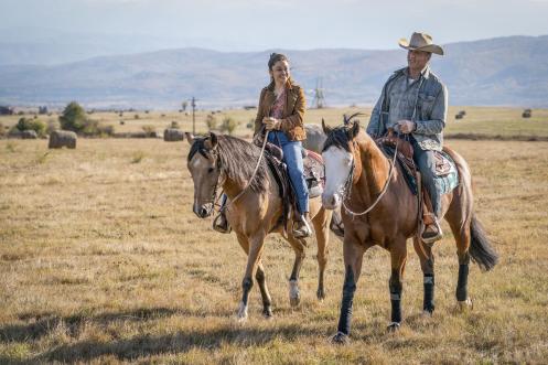 Yvette Monreal y Sylvester Stallone_Manu Zapata_El cine (de estreno) fácil de leer_vivazapata.net_RAMBO LAST BLOOD