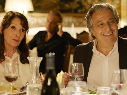 Christian Clavier y su mujer_Manu Zapata_El cine (de estreno) fácil de leer_vivazapata.net_DIOS MÍO, ¿PERO QUÉ TE HEMOS HECHO... AHORA?