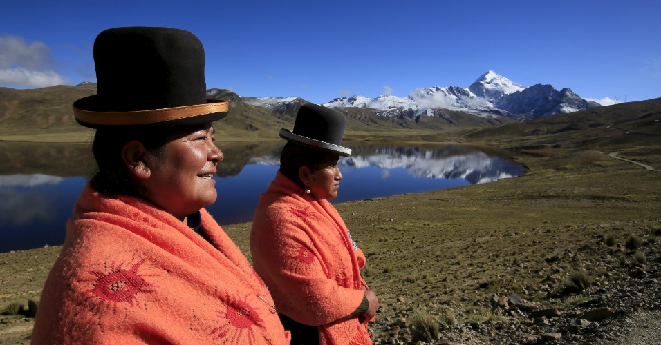 Dos de ellas_Manu Zapata_El cine (de estreno) fácil de leer_vivazapata.net_CHOLITAS