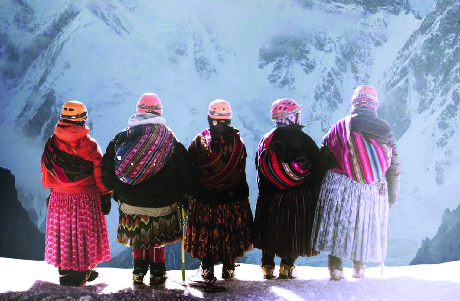 Las cuatro de espaldas_Manu Zapata_El cine (de estreno) fácil de leer_vivazapata.net_CHOLITAS